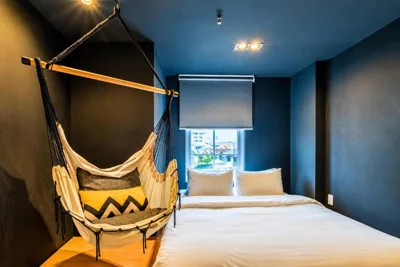 Cozy Double Nest – Kostenlose Wäscherei, Minibar — The Hammock Hotel Ben Thanh